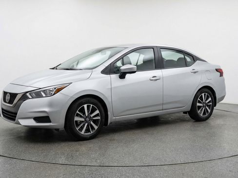 Used 2025 Nissan Versa SV FWD image 3