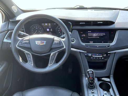 Used 2021 Cadillac XT5 Premium Luxury AWD/4WD image 14