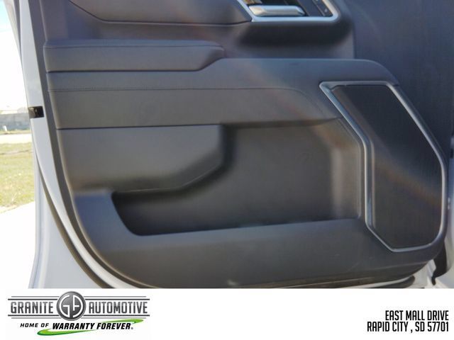 Used 2026 GMC Sierra 2500 SLE AWD/4WD image 11