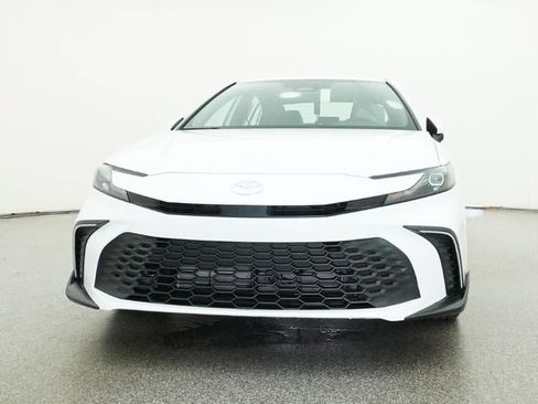 New 2026 Toyota Camry SE FWD image 31
