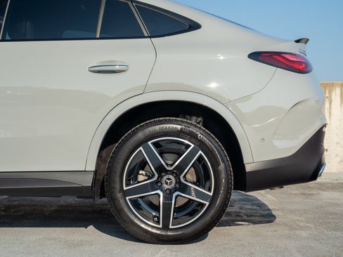 Used 2026 Mercedes-Benz GLC 300 4MATIC image 13