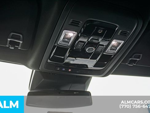 Used 2026 Cadillac Escalade 4WD image 63