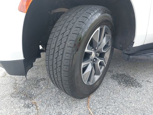 Used 2021 Chevrolet Tahoe LT w/ LT Signature Package image 33