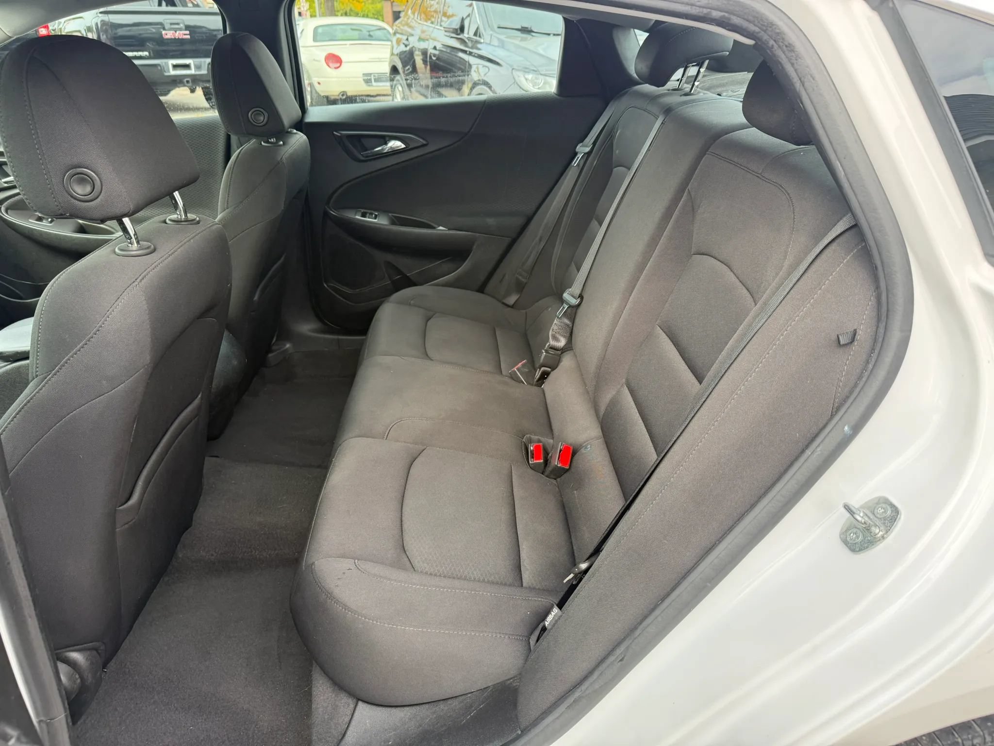 Used 2019 Chevrolet Malibu LS FWD image 24