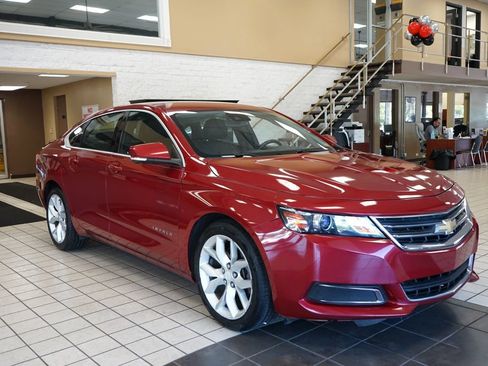 Used 2015 Chevrolet Impala LT FWD image 16