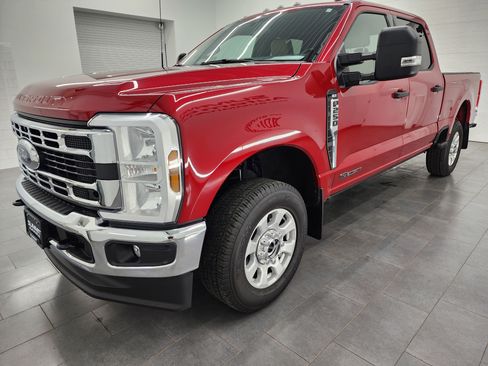 Used 2024 Ford F250 XLT image 7