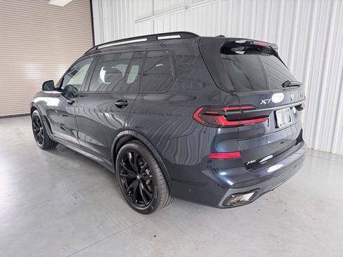 Used 2024 BMW X7 xDrive40i w/ M Sport Package AWD/4WD image 7