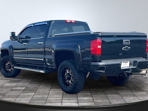 Used 2018 Chevrolet Silverado 3500 LTZ w/ Duramax Plus Package AWD/4WD image 11