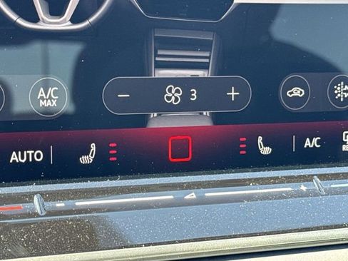 New 2026 Volkswagen Tiguan SE R-Line AWD/4WD image 21