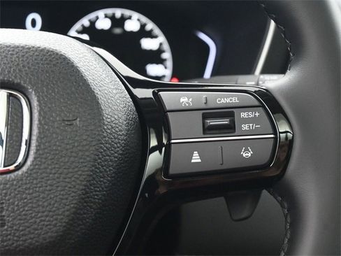 New 2025 Honda Pilot Touring image 28