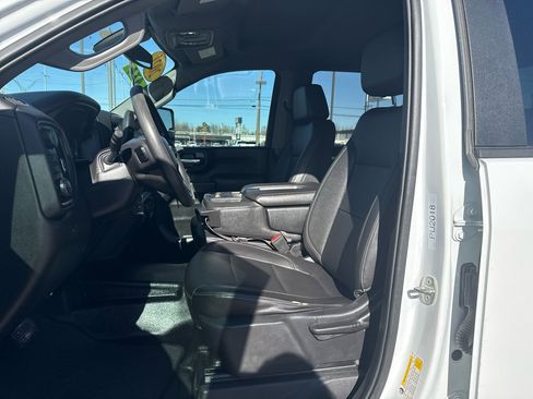 Used 2021 Chevrolet Silverado 2500 W/T w/ Gooseneck/5TH Wheel Package image 10