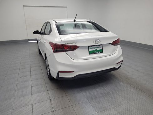 Used 2021 Hyundai Accent SE FWD image 6