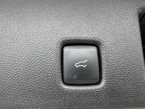 Used 2022 Ford Escape SEL AWD/4WD image 10