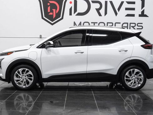 Used 2023 Chevrolet Bolt EUV LT w/ Driver Confidence Package image 16