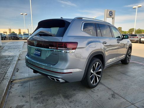 New 2026 Volkswagen Atlas SEL Premium R-Line AWD/4WD image 7