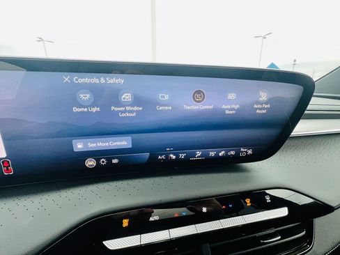 Used 2025 Buick Enclave Avenir w/ Super Cruise Package image 40