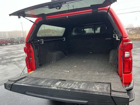 Used 2023 Chevrolet Silverado 1500 LT Trail Boss w/ LT Trail Boss Premium Package image 13