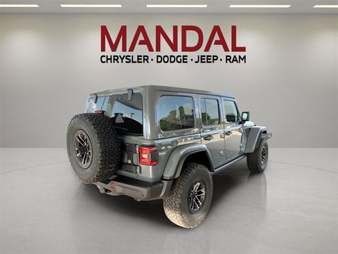 New 2025 Jeep Wrangler Unlimited Rubicon image 6