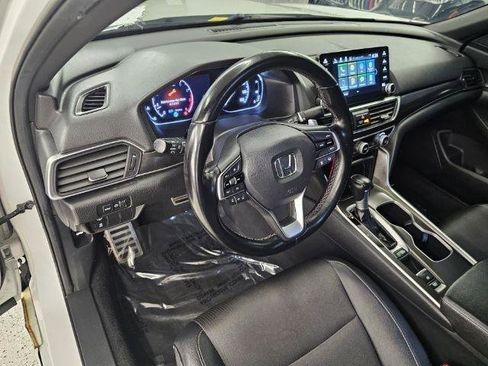 Used 2020 Honda Accord Sport image 9