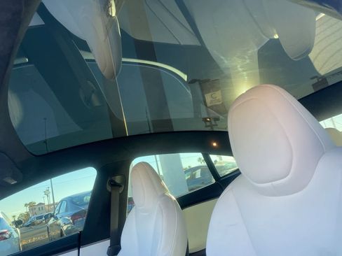 Used 2020 Tesla Model S Long Range image 14