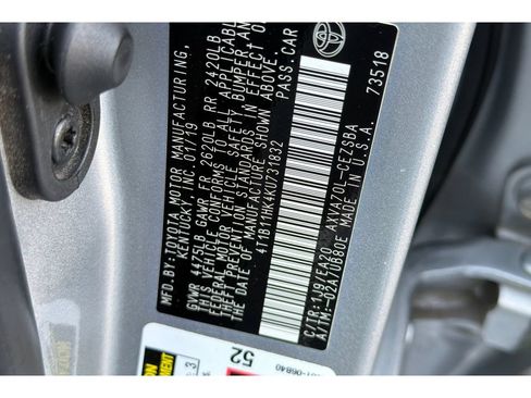 Used 2019 Toyota Camry SE FWD image 31