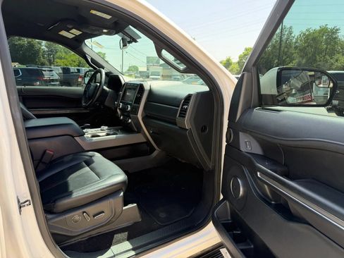Used 2019 Ford Expedition Max XLT AWD/4WD image 17
