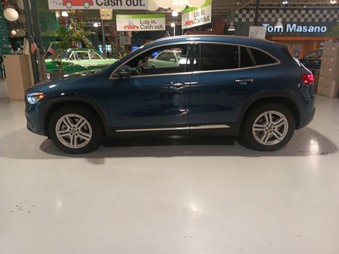 Used 2023 Mercedes-Benz GLA 250 4MATIC image 9