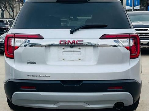 Used 2020 GMC Acadia SLE w/ Driver Convenience Package image 4