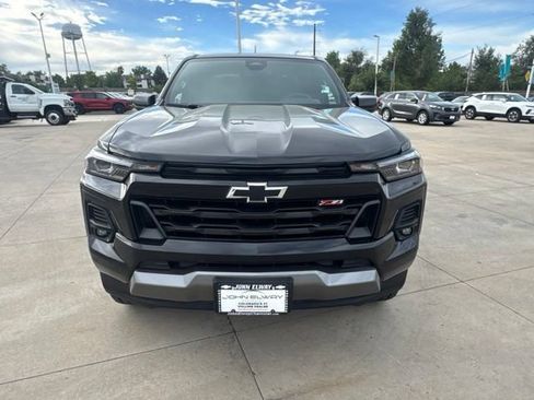 Used 2023 Chevrolet Colorado Z71 w/ Z71 Convenience Package 2 AWD/4WD image 2