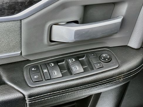 Used 2020 RAM 2500 Big Horn RWD image 15