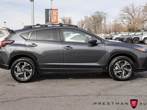 Used 2024 Subaru Crosstrek 2.0i Premium image 17