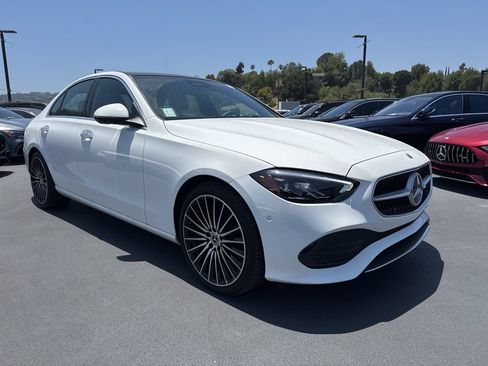 Used 2026 Mercedes-Benz C 300 Sedan image 3