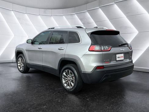 Used 2020 Jeep Cherokee Latitude Plus w/ Comfort/Convenience Group image 6