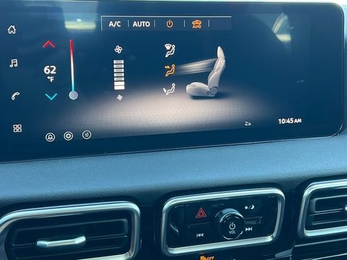 New 2026 Nissan Sentra SR w/ Floor Mat Package FWD image 22