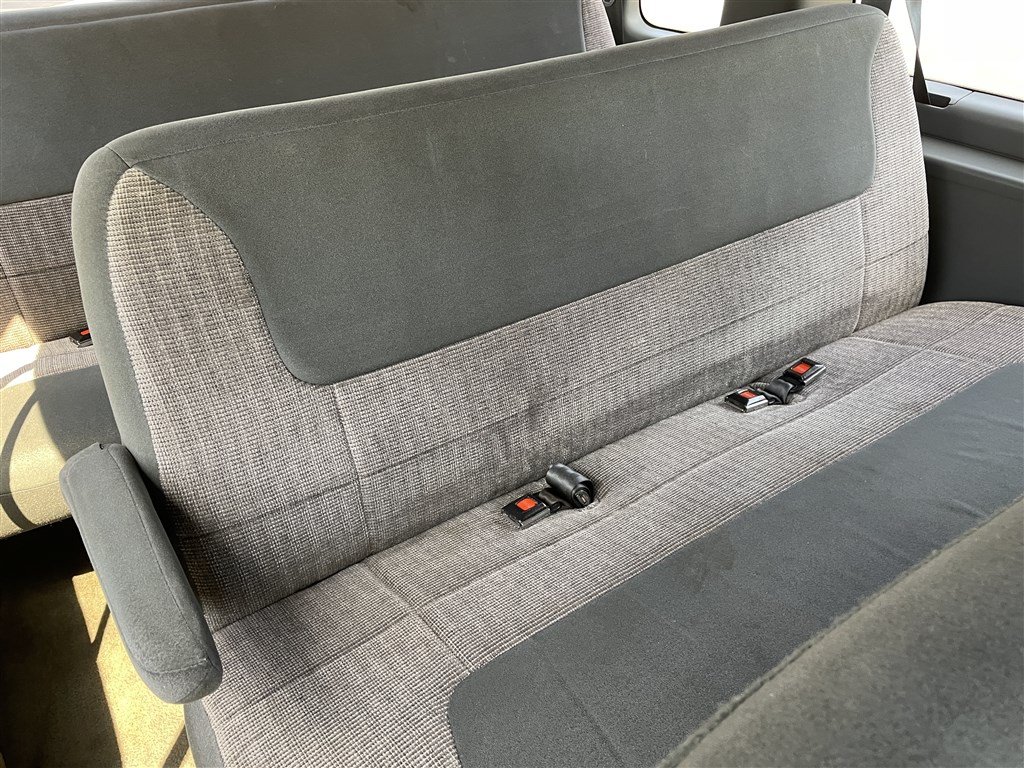 Used 2000 Ford E-350 and Econoline 350 XLT RWD image 21