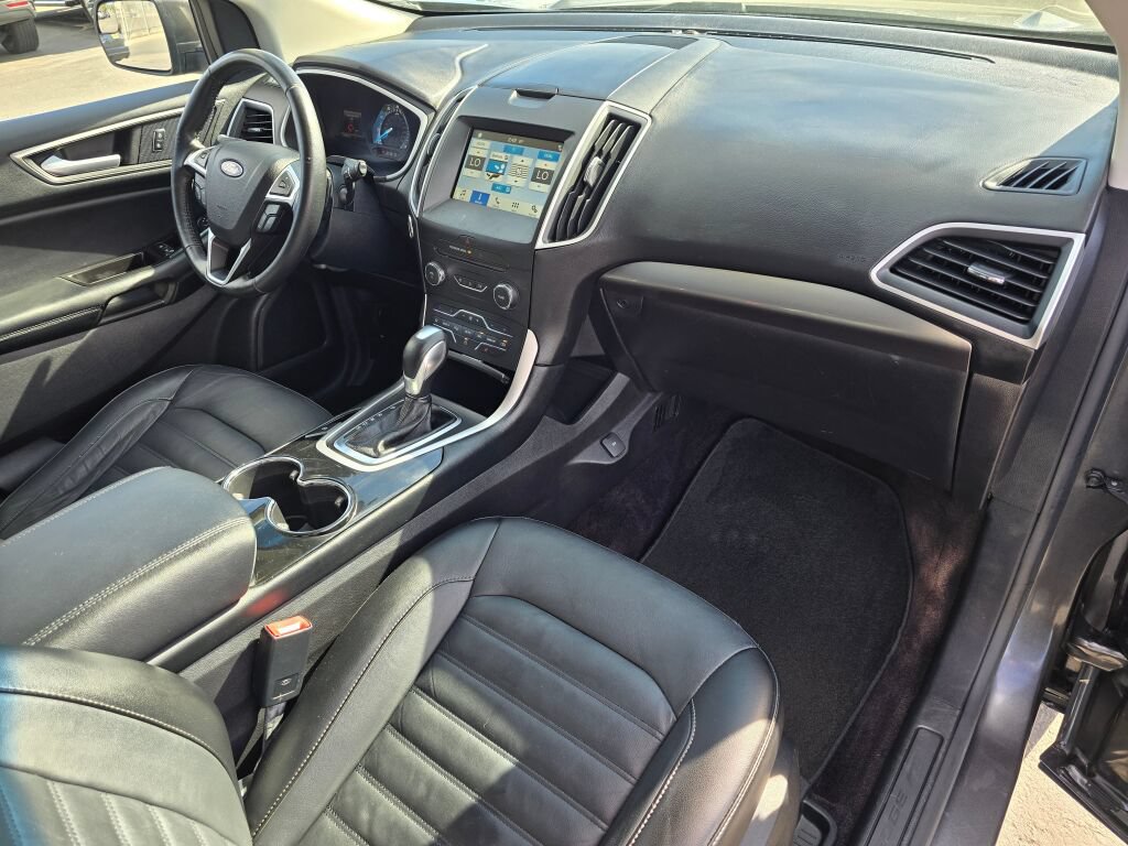 Used 2016 Ford Edge SEL w/ Equipment Group 201A AWD/4WD image 12