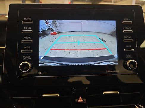 Used 2024 Toyota Camry SE image 20