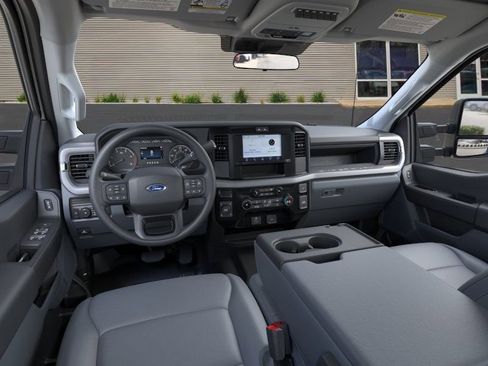 New 2025 Ford F250 XL image 32