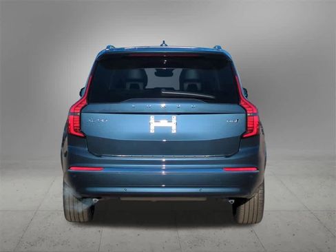New 2026 Volvo XC90 B6 Plus w/ Protection Package Premier image 5