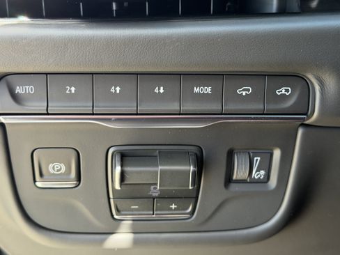 New 2026 Cadillac Escalade Platinum Sport AWD/4WD image 30
