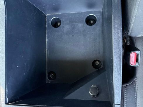 Used 2017 Toyota Tundra SR5 w/ SR5 Upgrade Package RWD image 49