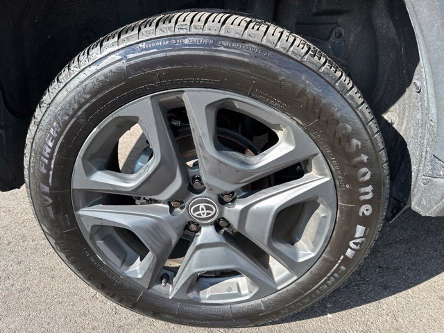 Used 2024 Toyota RAV4 Adventure AWD/4WD image 10