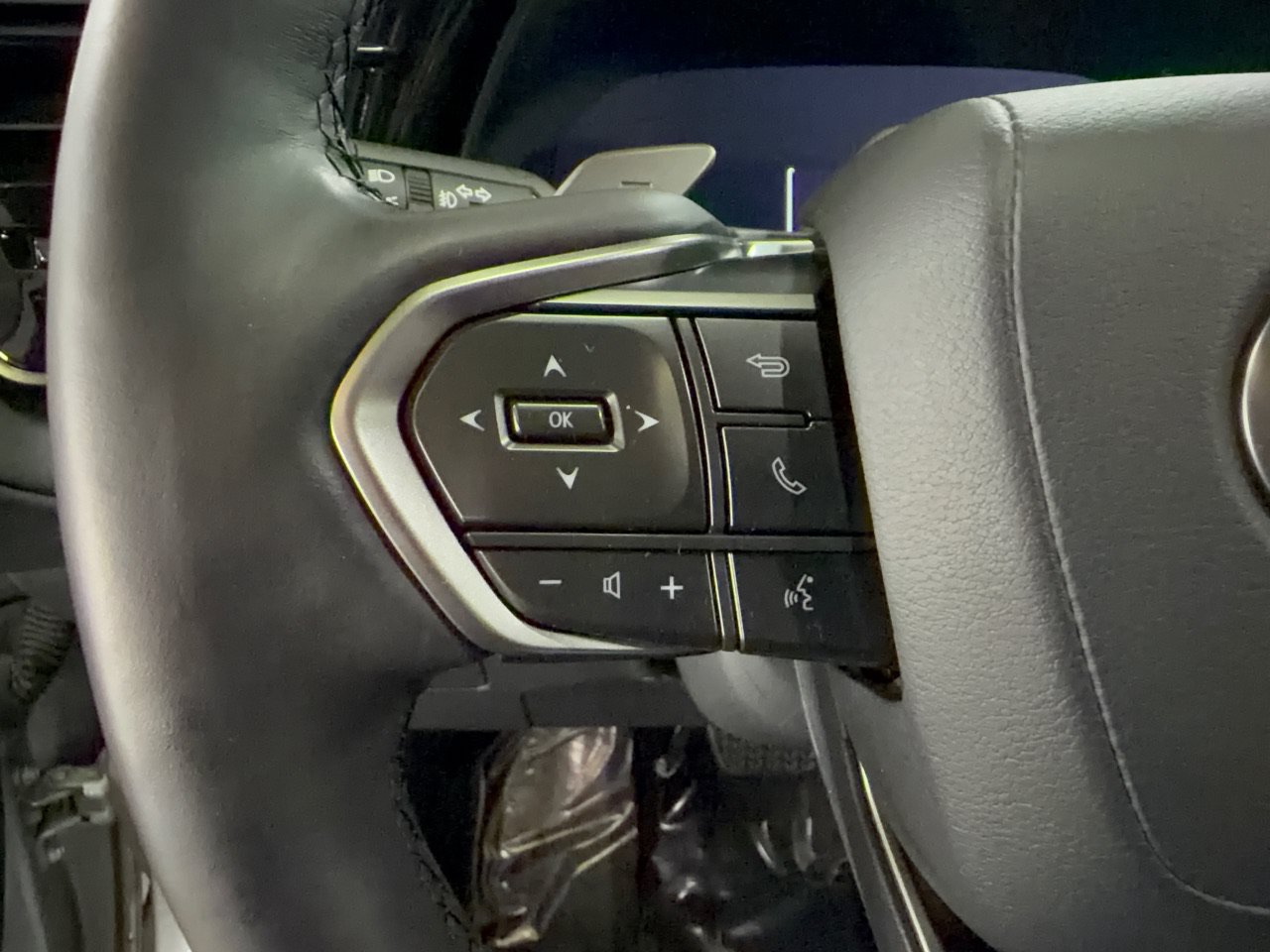 Used 2024 Lexus TX 350 AWD w/ Technology Package image 18