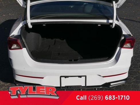 Used 2023 Kia K5 GT-Line image 19