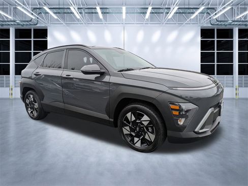 Certified 2024 Hyundai Kona SEL w/ Convenience Package image 1
