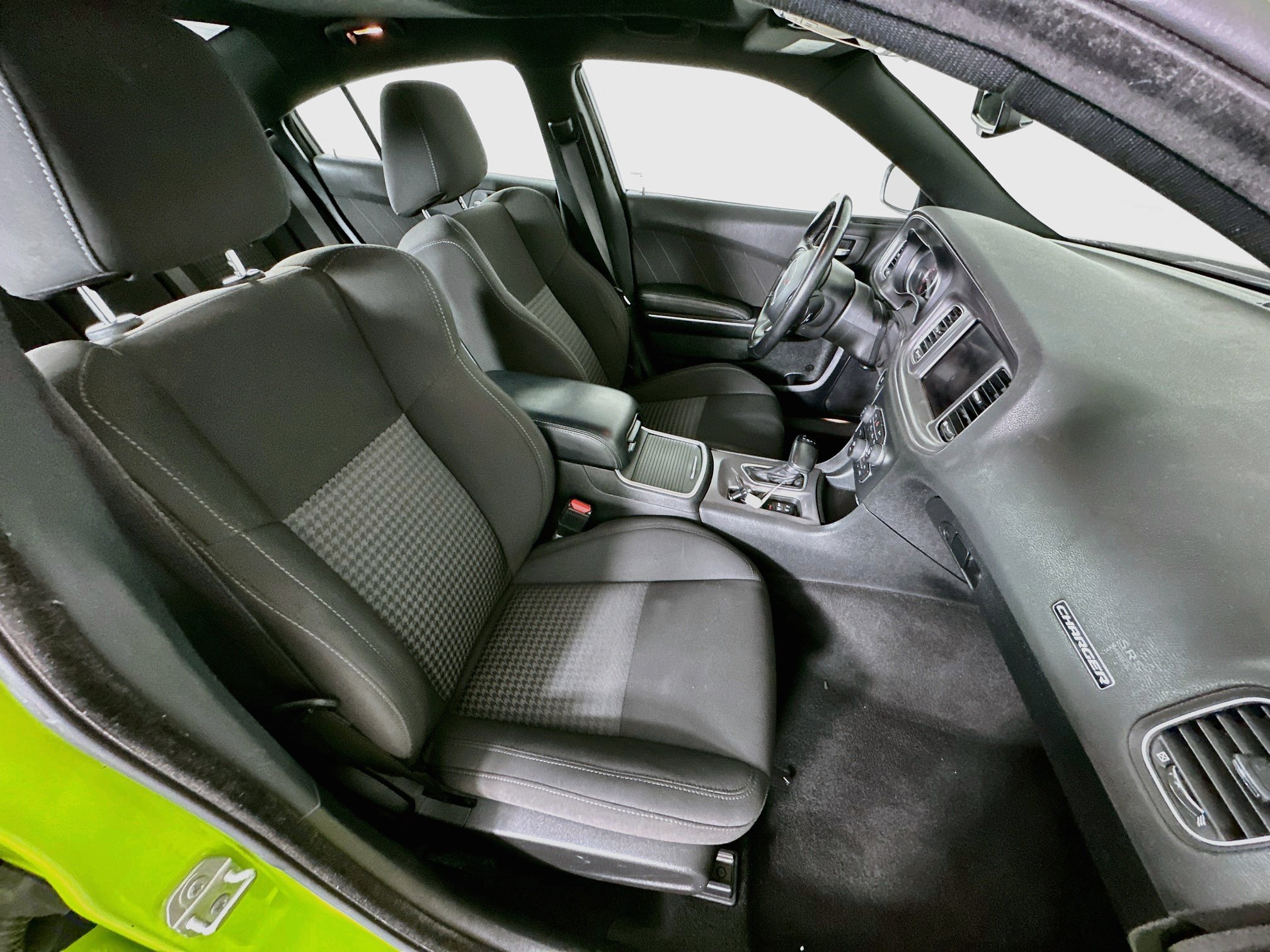 Used 2023 Dodge Charger GT w/ Technology Group RWD image 30