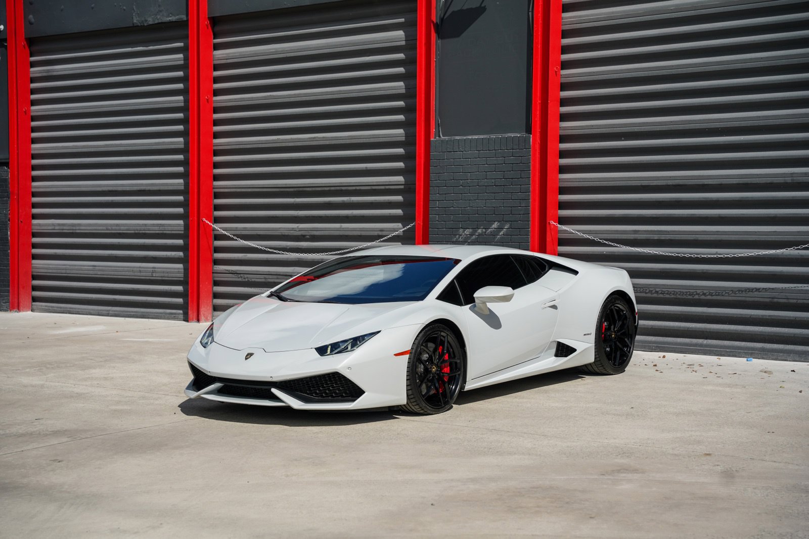 Used 2015 Lamborghini Huracan LP 610-4 AWD/4WD image 1