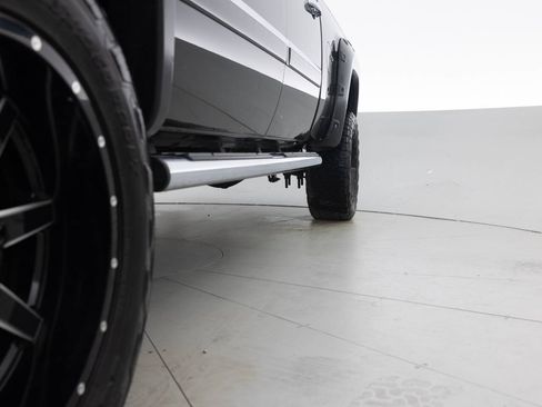 Used 2013 GMC Sierra 2500 Denali w/ Suspension Package, Off-Road AWD/4WD image 22