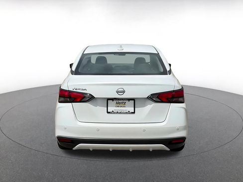 Used 2025 Nissan Versa SV FWD image 10