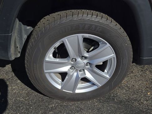 Used 2022 Jeep Compass Latitude w/ Convenience Group image 9